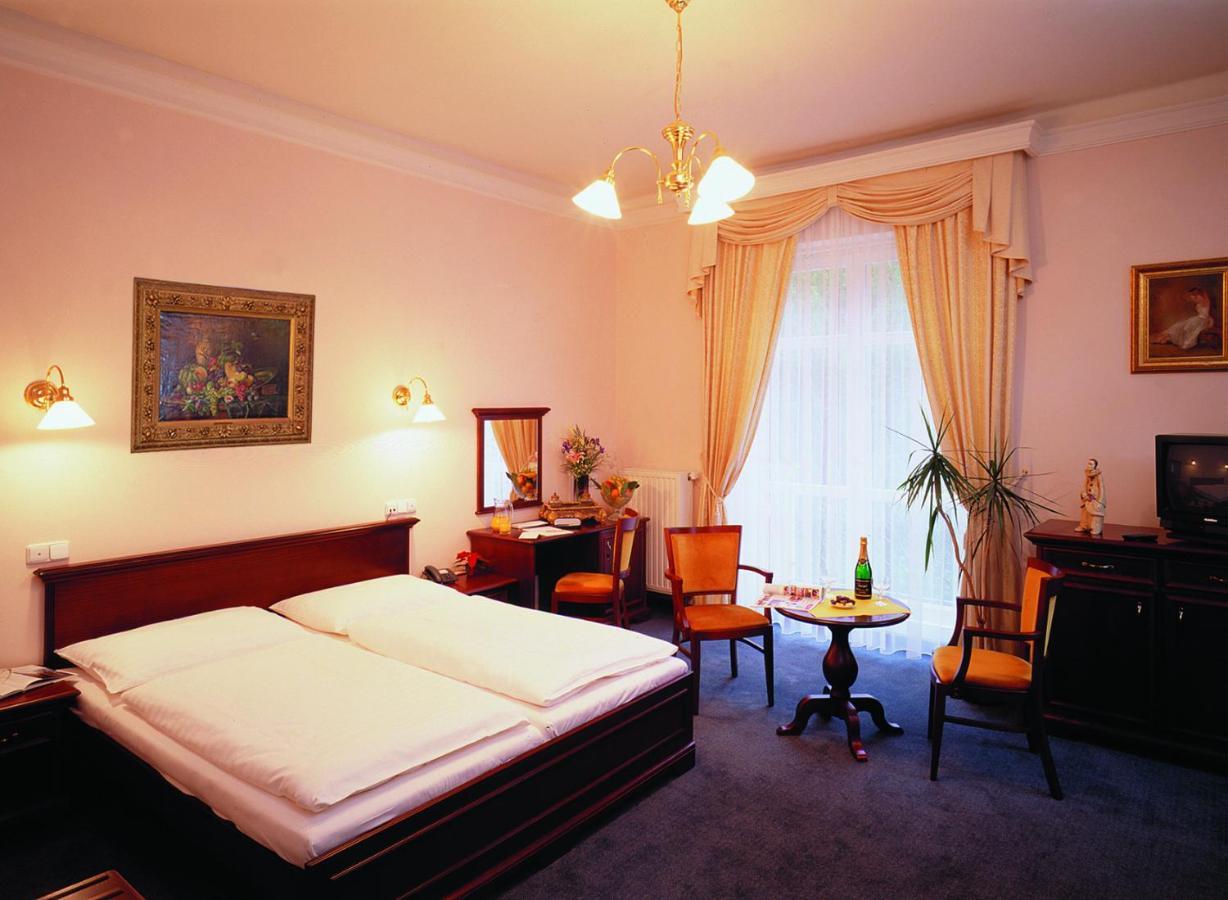 Карловы вары Ричмонд. Park Hotel Richmond Карловы вары. Отель Ричмонд 4*. Richmond 4* Чехия. Отель ричмонд